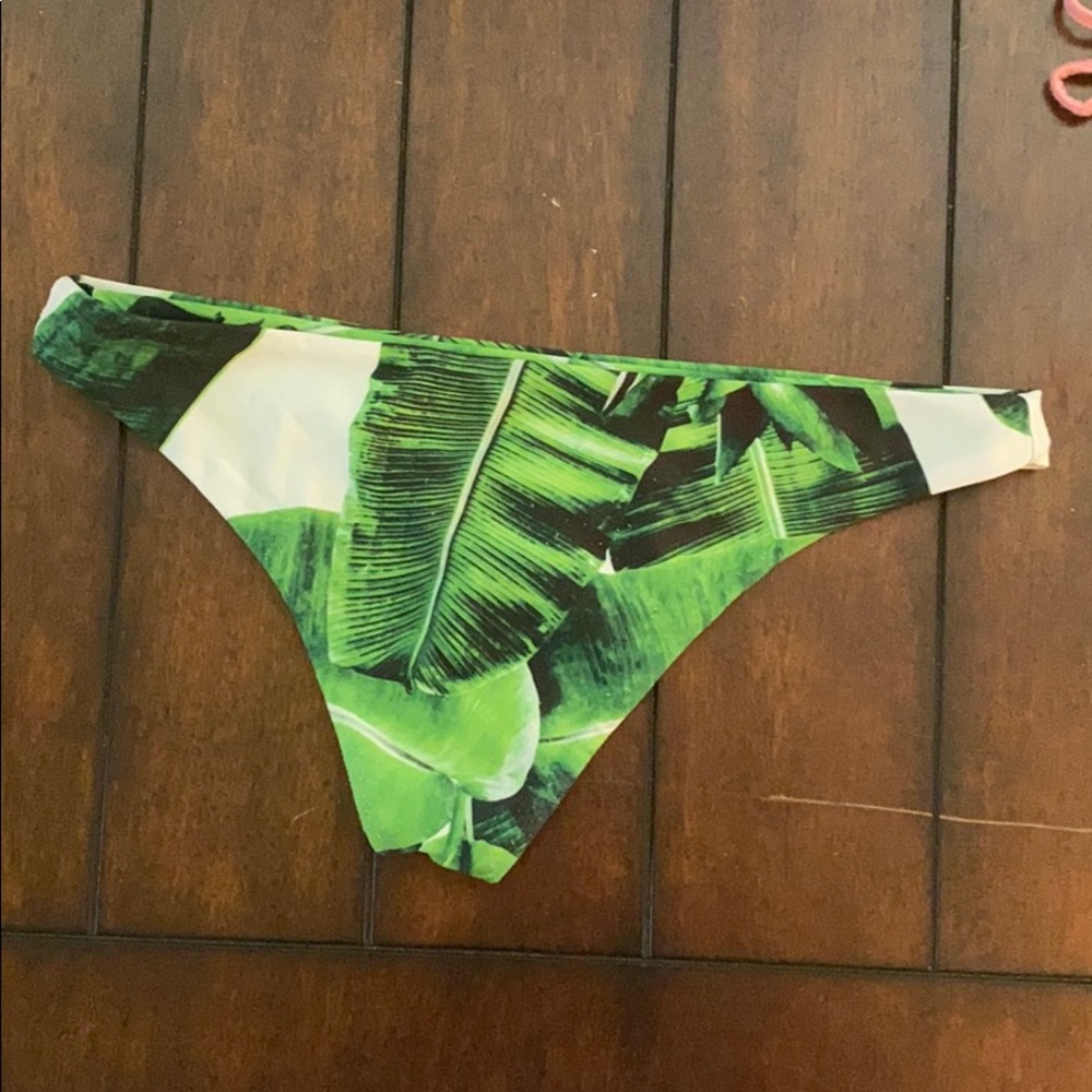Bathing suit bottom - Picture 2 of 3